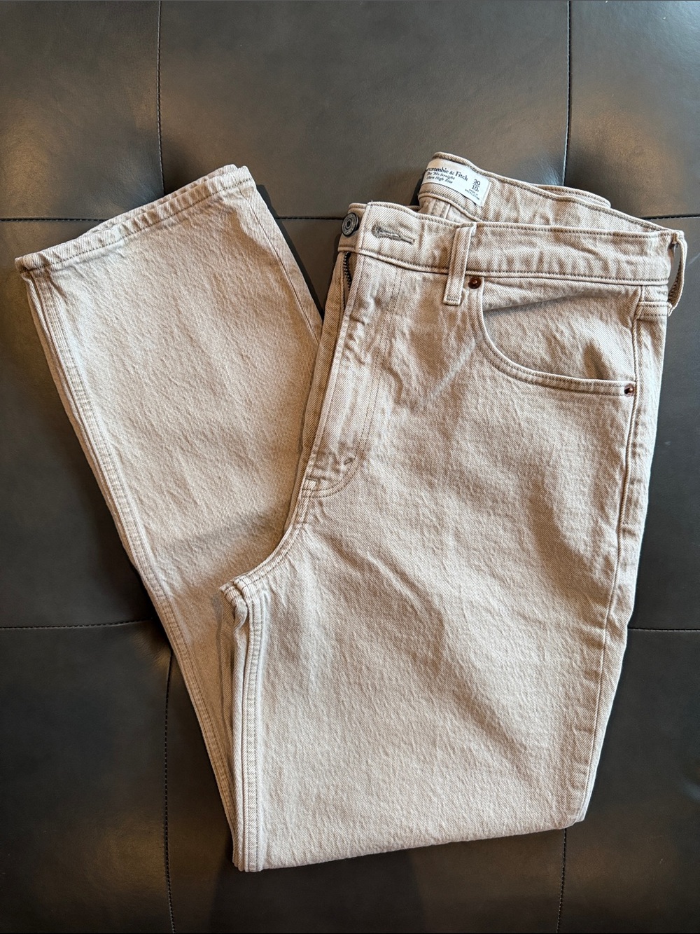 Abercrombie & Fitch Women’s 90’s Straight Ultra Rise Jeans